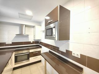 Piso en venta en Aljamar en Tomares