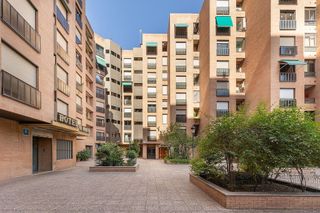 Piso en venta en Pajaritos - Plaza de Toros en Granada