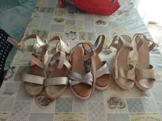 4 Pares Cuñas Doradas y Plateadas Talla 41