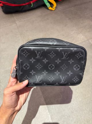 Neceser Louis Vuitton Negro y Gris