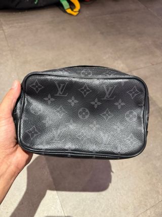 Neceser Louis Vuitton Negro y Gris