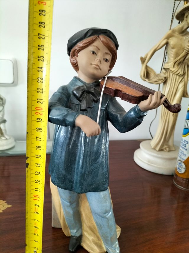 Figura Violinista Nadal Porcelana