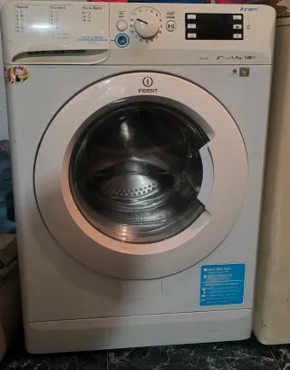 Lavadora Indesit 9kg 1400rpm