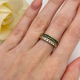 Anillo oro 18kt con esmeraldas y circonitas