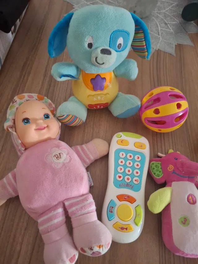 Lote Juguetes Bebé: Peluche, Sonajeros...