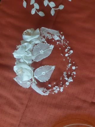 Tocado Novia Luis Calle Blanco + otro regalo
