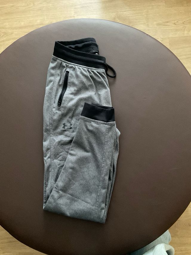 Under Armour Pantalones Deportivos Grises