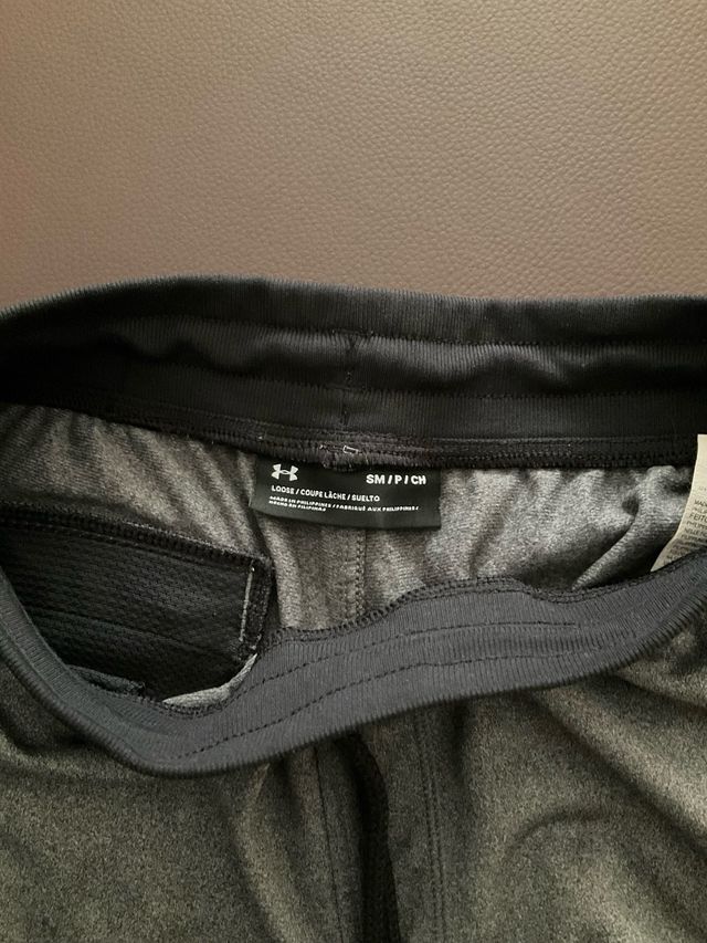 Under Armour Pantalones Deportivos Grises
