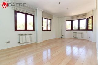 Piso en venta en Zofio en Madrid