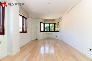 Piso en venta en Zofio en Madrid