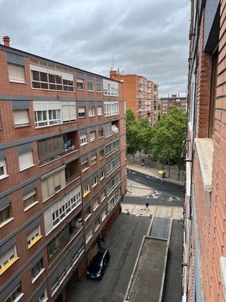Piso en venta en Hospital en Valladolid
