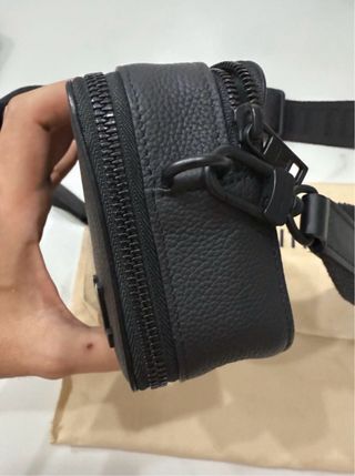 Bolso Louis Vuitton Alpha Negro Piel Granulada