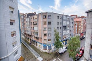 Piso en venta en Numancia - San Fernando en Santander