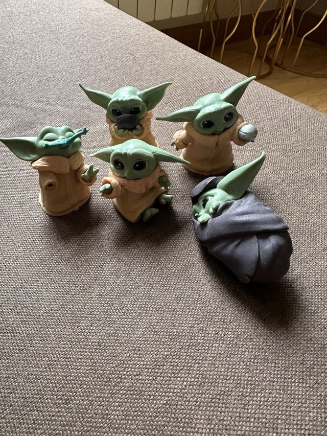 Muñecos Baby Yoda Star Wars