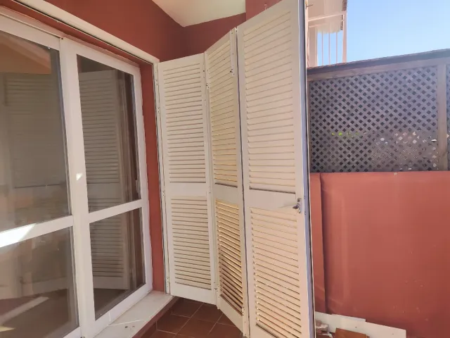 Persiana de aluminio blanca
160x217cm