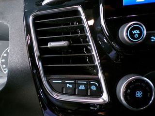 Ford Tourneo Custom 2.0 150cv Diesel/Hybrid 2022