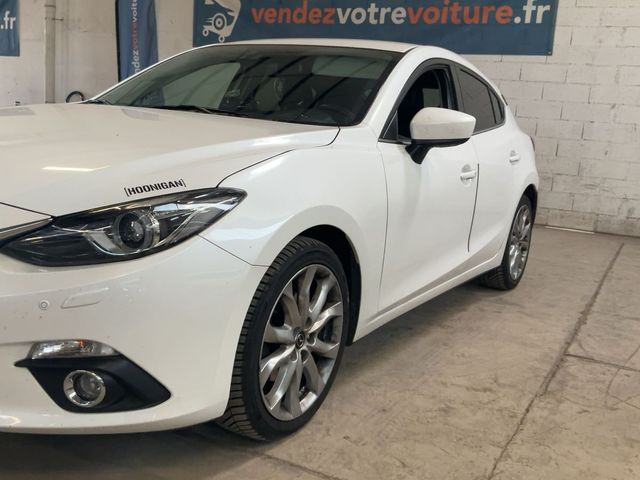 Mazda 3 2016