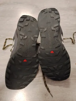 Salomon Zapatillas Trail Running Negras y Amarilla