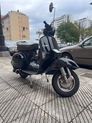 Vespa PX 200 Iris Negra