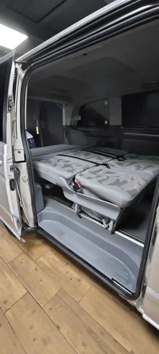 Mercedes Viano  fun 2006