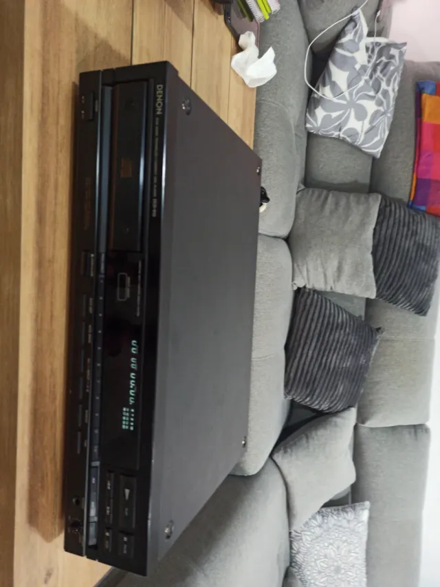 Reproductor CD Denon Negro