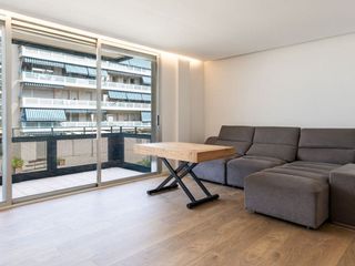 Piso en venta en Gorg - Pep Ventura en Badalona