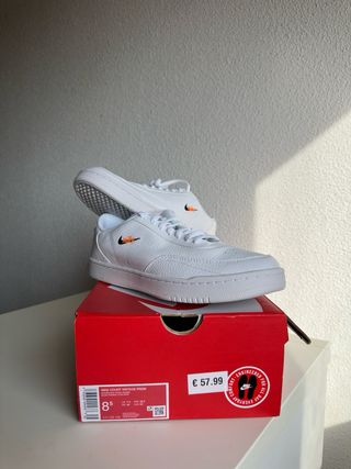 Nike Court Vintage