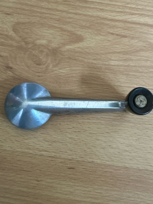 Manivela Coche Clásico Cromada