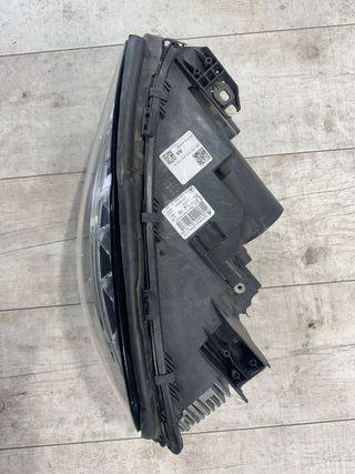 Faro Izquierdo Bi-Xenón Mercedes GLA