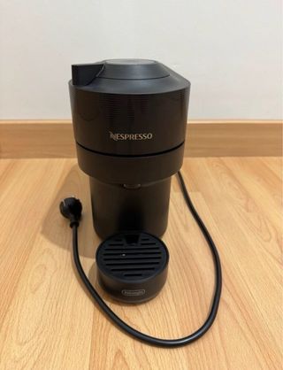 Cafetera Nespresso Vertuo Pop Negra