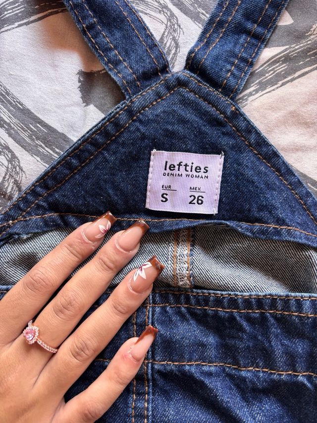 Lote 3 prendas: vestido floral, mono denim y mono