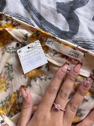 Lote 3 prendas: vestido floral, mono denim y mono