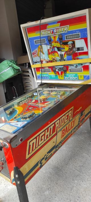 Pinball Bally Night Rider