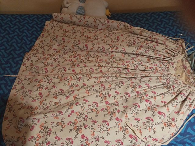 Falda huertana beige y rosa