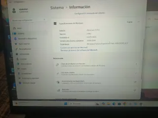 Portátil 15'6 Plata ,24GB RAM 512GB NUEVO.