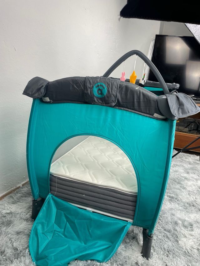 Cuna plegable para bebé + colchon