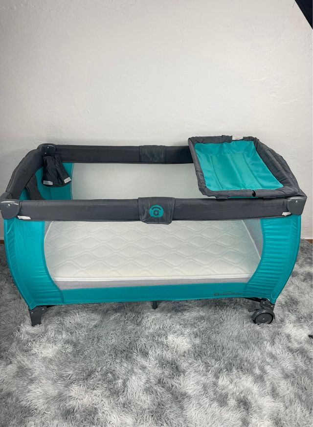 Cuna plegable para bebé + colchon