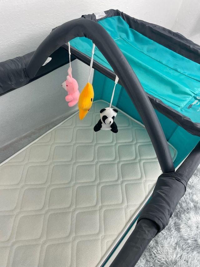 Cuna plegable para bebé + colchon