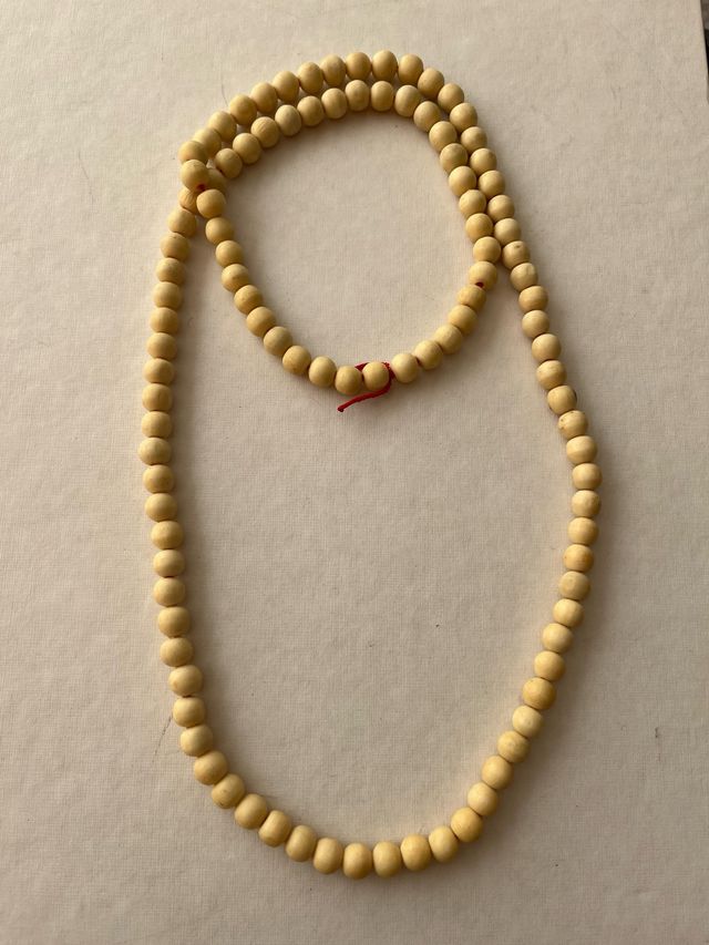 Collar largo semillas Bodhi beige