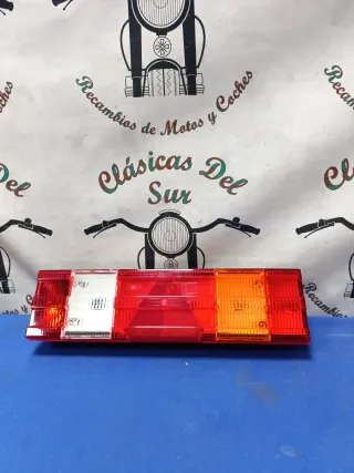 Piloto trasero Mercedes Taga izquierdo