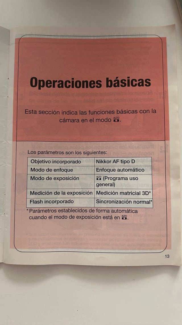 Cámara Nikon F60 + Objetivo Cosina 35-80mm
