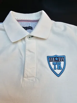 Polo Tommy Hilfiger Blanco Niño T.10