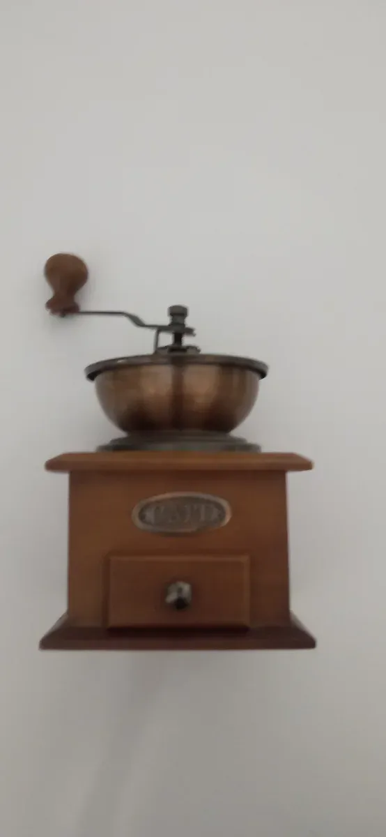 Molinillo de café decorativo madera y metal