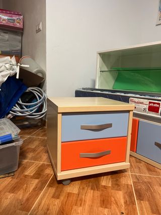 Comodino per bambini con 2 cassetti