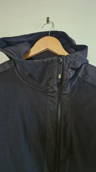 Sudadera Nike con cremallera
