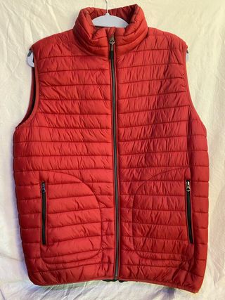 Chaleco acolchado ZARA MAN rojo hombre