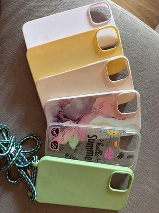 Custodie in silicone morbido per iPhone 13