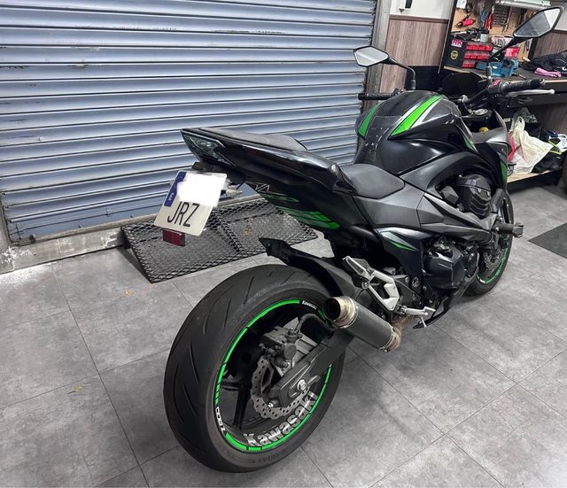 Kawasaki Z800 Negra