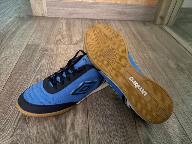 Deportivas fútbol sala Umbro