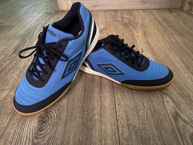 Deportivas fútbol sala Umbro